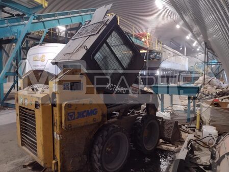 Плановое ТО мини-погрузчика XCMG XC740 - 1